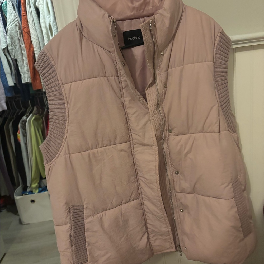Boohoo Women's Blush Quilted Vest